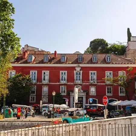 Lägenhet Scenic 4br With River Views Alfama Location Lisboa