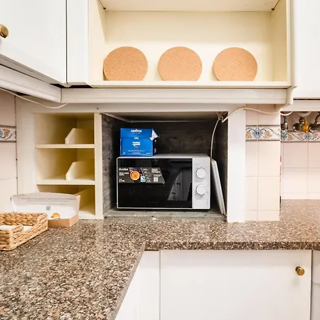 Lägenhet Scenic 4br With River Views Alfama Location