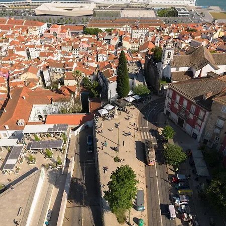 Scenic 4br With River Views Alfama Location Lägenhet *